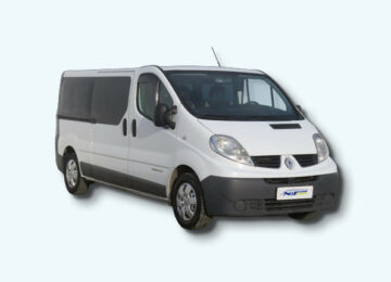 Renault Trafic Bus-01